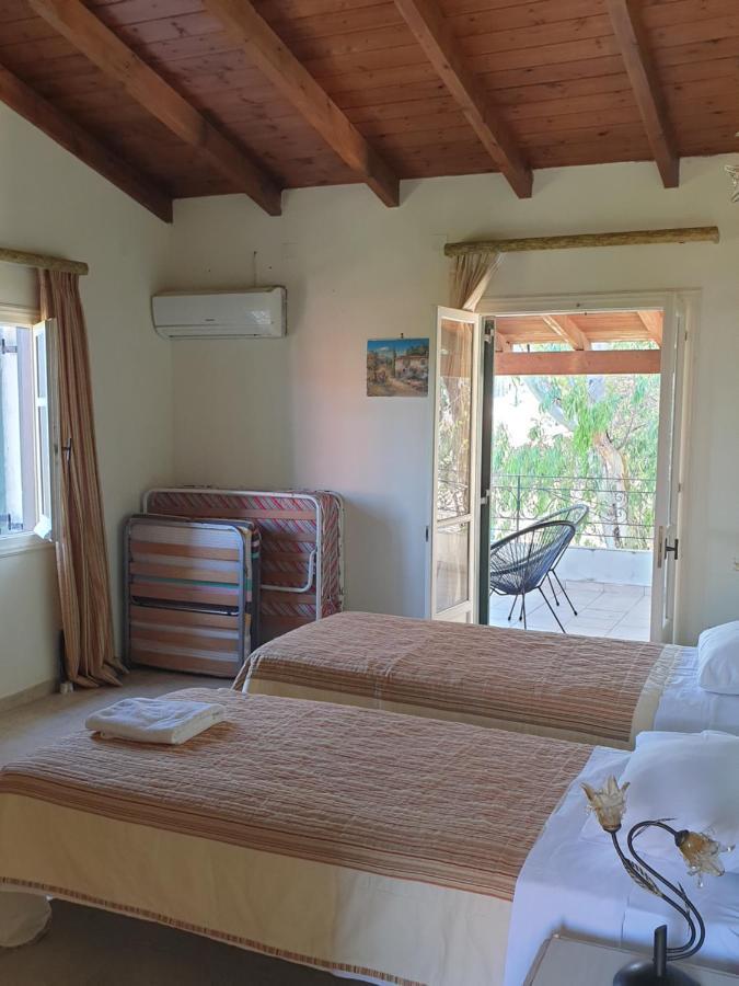 Olive Villas Anapaftíria Екстериор снимка